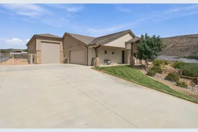 346 W Center St, Toquerville, UT 84774 - Photo 45
