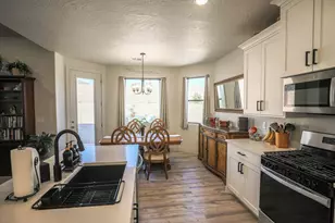 1452 W 540 N, Hurricane, UT 84737 - Photo 7