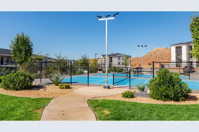 128 N Lone Rock Dr Dr #A101, Hurricane, UT 84737 - Photo 17