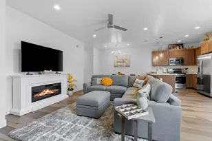 306 E 500 N, Hurricane, UT 84737 - Photo 5