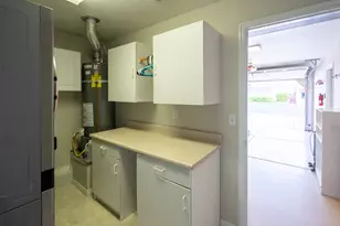 1050 Red Hills Pkwy, Washington, UT 84780 - Photo 29