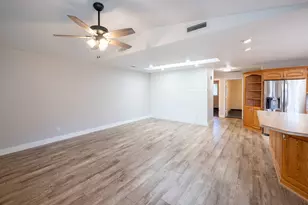 1050 Red Hills Pkwy, Washington, UT 84780 - Photo 11
