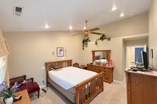 341 S Parkside Cir, Saint George, UT 84770 - Photo 17