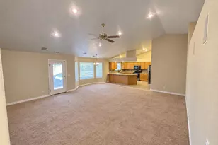 341 S Parkside Cir, Saint George, UT 84770 - Photo 9