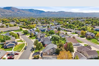 943 W Meadowlark Ln, West Bountiful, UT 84087 - Photo 45