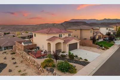 559 N Staci Dr, Hurricane, UT 84737 - Photo 3