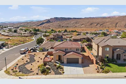 559 N Staci Dr, Hurricane, UT 84737 - Photo 7