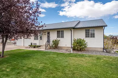 4765 Quickdraw Ln, Enoch, UT 84021 - Photo 1
