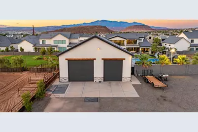 646 E Pine St, Washington, UT 84780 - Photo 47