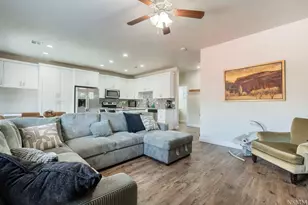 2541 Bella Vista Dr, Santa Clara, UT 84765 - Photo 13