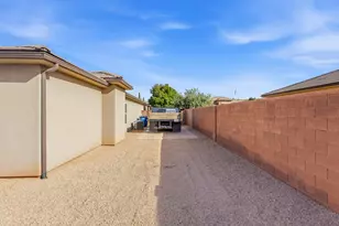 156 E Holly Way, Washington, UT 84780 - Photo 33