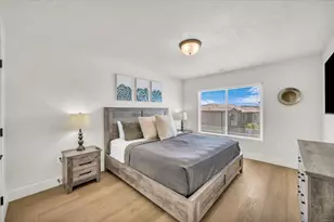 1303 E Vista Roja Pl, Washington, UT 84780 - Photo 21