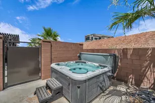 1303 E Vista Roja Pl, Washington, UT 84780 - Photo 5