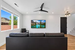 754 E Desert Cactus Dr, Washington, UT 84780 - Photo 9