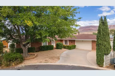 520 N 290 W Cir, La Verkin, UT 84745 - Photo 1