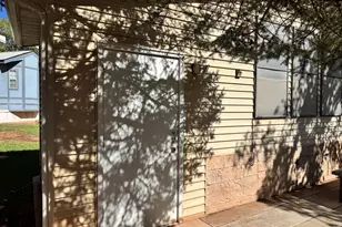 180 N 1100 E, Washington, UT 84780 - Photo 5