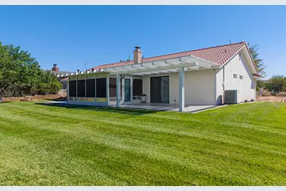 1223 E Mahogany Cir, Saint George, UT 84790 - Photo 23