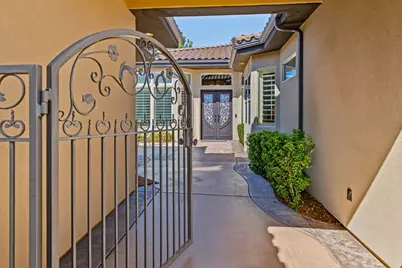 2162 W Azzurro Cir, Saint George, UT 84790 - Photo 5
