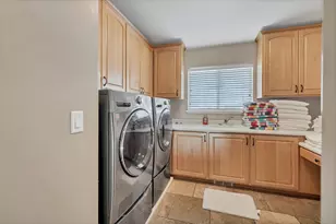 2497 River Cir, Santa Clara, UT 84765 - Photo 31