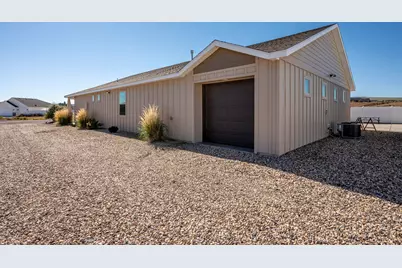643 N Creekview Dr, Panguitch, UT 84759 - Photo 43