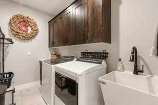 1192 E Ashdown Forest Rd, Cedar City, UT 84721 - Photo 37