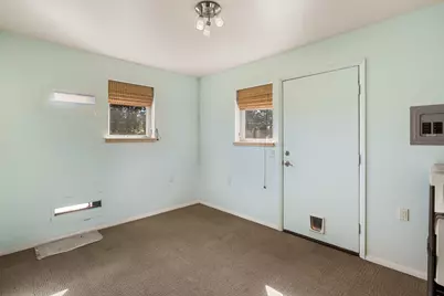 894 W Foothill Dr, Apple Valley, UT 84737 - Photo 29