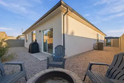265 E 260 N, Washington, UT 84780 - Photo 15