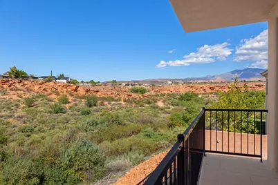 521 N Creek Ridge Cir, Washington, UT 84780 - Photo 23