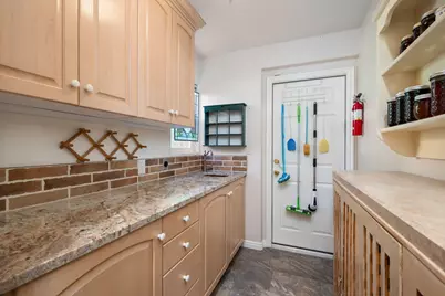 175 N Stone Mountain Dr, Saint George, UT 84770 - Photo 9