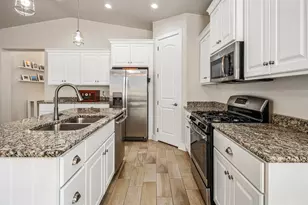 1017 N Blue Topaz Dr, Washington, UT 84780 - Photo 13