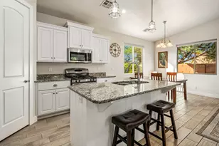 1017 N Blue Topaz Dr, Washington, UT 84780 - Photo 11