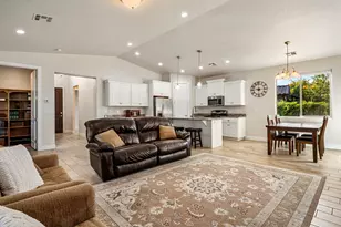 1017 N Blue Topaz Dr, Washington, UT 84780 - Photo 3