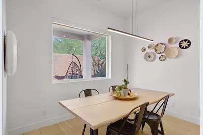 233 E 300 N, Ivins, UT 84738 - Photo 11