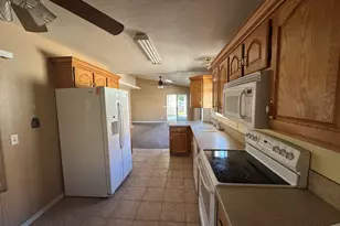 504 E Telegraph St, Washington, UT 84780 - Photo 7