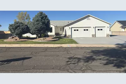 2187 N Sumack Cir, Cedar City, UT 84721 - Photo 1