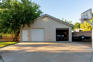 742 Caserio Cir, Washington, UT 84780 - Photo 7