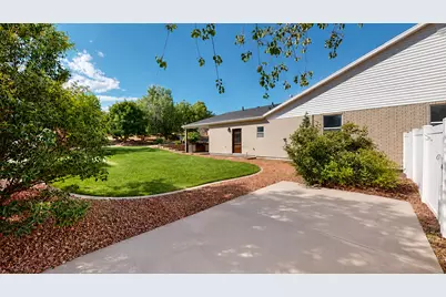 165 N Main St, Leeds, UT 84746 - Photo 91