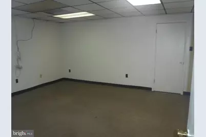 2089 Dupont #5, Dover, DE 19901 - Photo 1