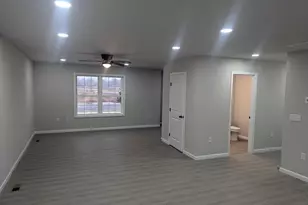 105 Fairfax Ln, Dover, DE 19901 - Photo 5