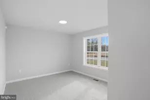 101 Fairfax Ln, Dover, DE 19901 - Photo 5