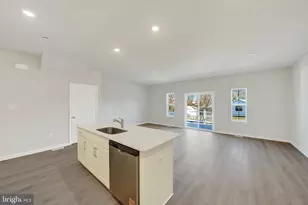 545 W North St, Smyrna, DE 19977 - Photo 5