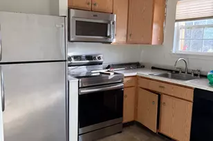 675 Widener Ln, Smyrna, DE 19977 - Photo 3