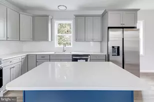 209 N New St, Dover, DE 19904 - Photo 3