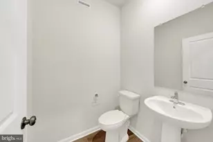 553 W North St, Smyrna, DE 19977 - Photo 9