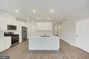 585 W North St, Smyrna, DE 19977 - Photo 3