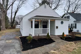 32 Meadow Ave, Wyoming, DE 19934 - Photo 1