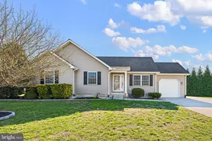 70 W Deer Trail Rd, Clayton, DE 19938 - Photo 1