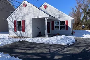 735 W North St, Dover, DE 19904 - Photo 1