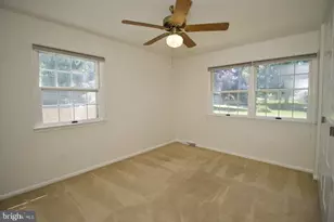 18 N Springview Dr, Dover, DE 19901 - Photo 9