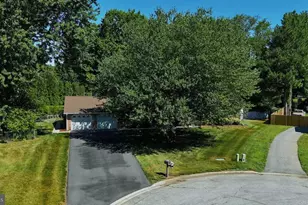 18 N Springview Dr, Dover, DE 19901 - Photo 3